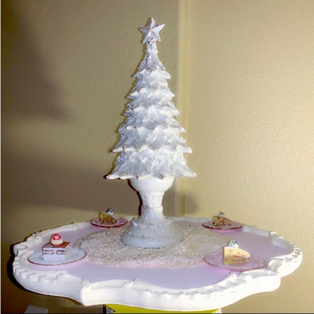 White sparkly Christmas tree
